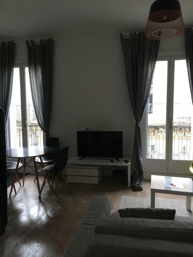 Charmant Appartement Hyper Centre Comedie Montpellier Exterior foto